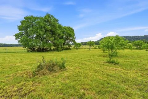 $99,990 | 104 Round Up Circle, Burnet, TX 78611