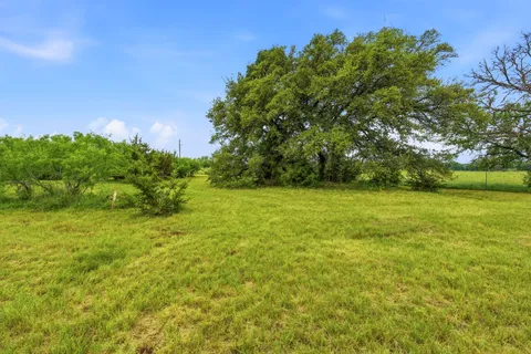 $99,990 | 104 Round Up Circle, Burnet, TX 78611