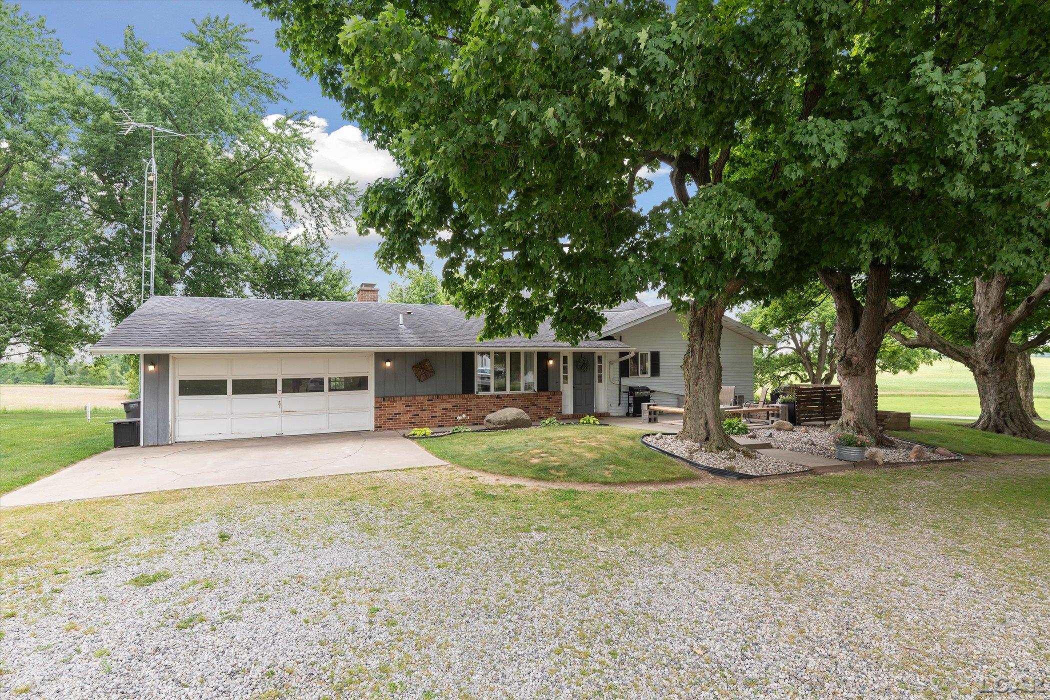 7840 Squawfield Road Pittsford, MI 49271 - Photo 3 of 60