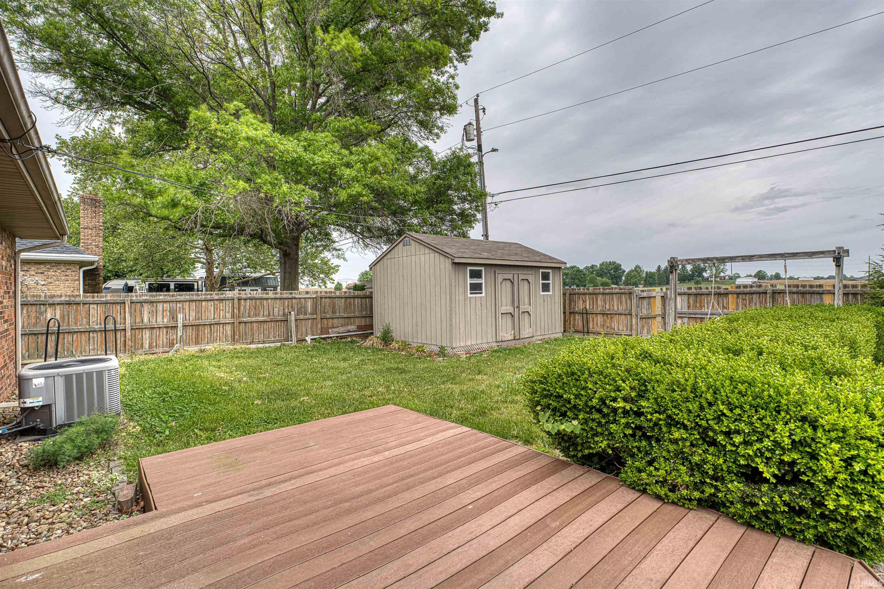 1229 Mockingbird Lane Mount Vernon, IN 47620 - Photo 32 of 36