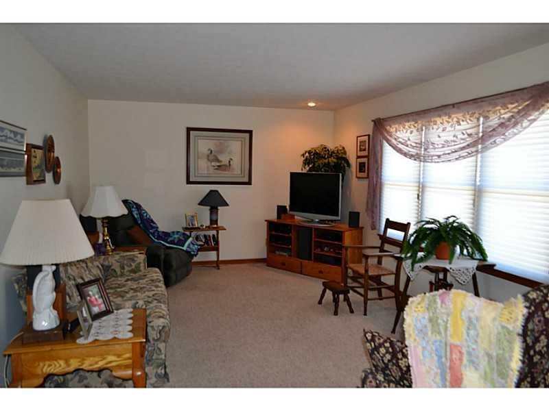 2539 Deer Run Road Springfield, OH 45504 - Photo 3 of 22