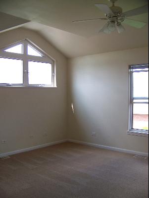 212 South Raven Road, Unit 212 Shorewood, IL 60404 - Photo 9 of 14 Gallery Image 9