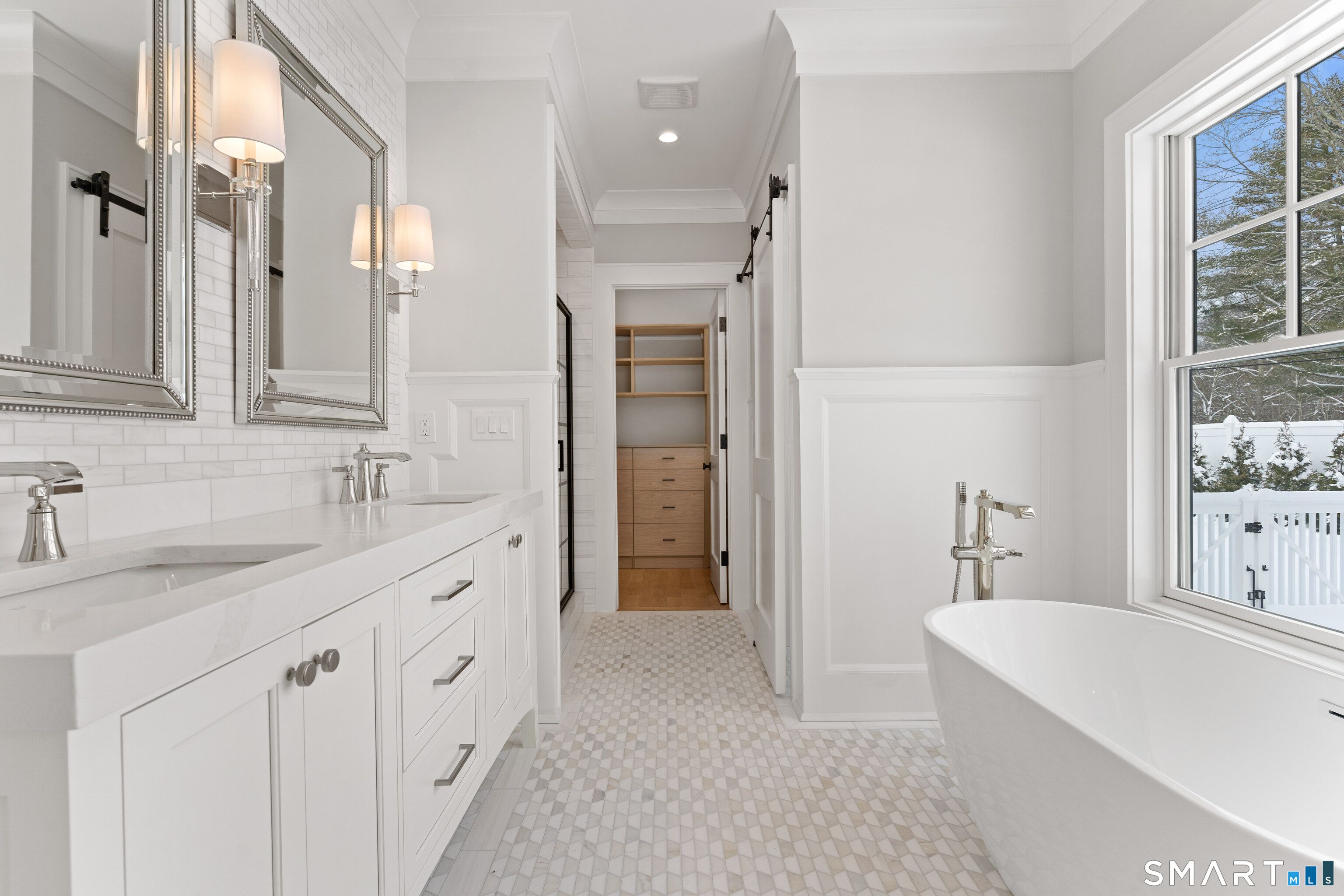 92 Scotland Avenue Madison, CT 06443 - Photo 17 of 39