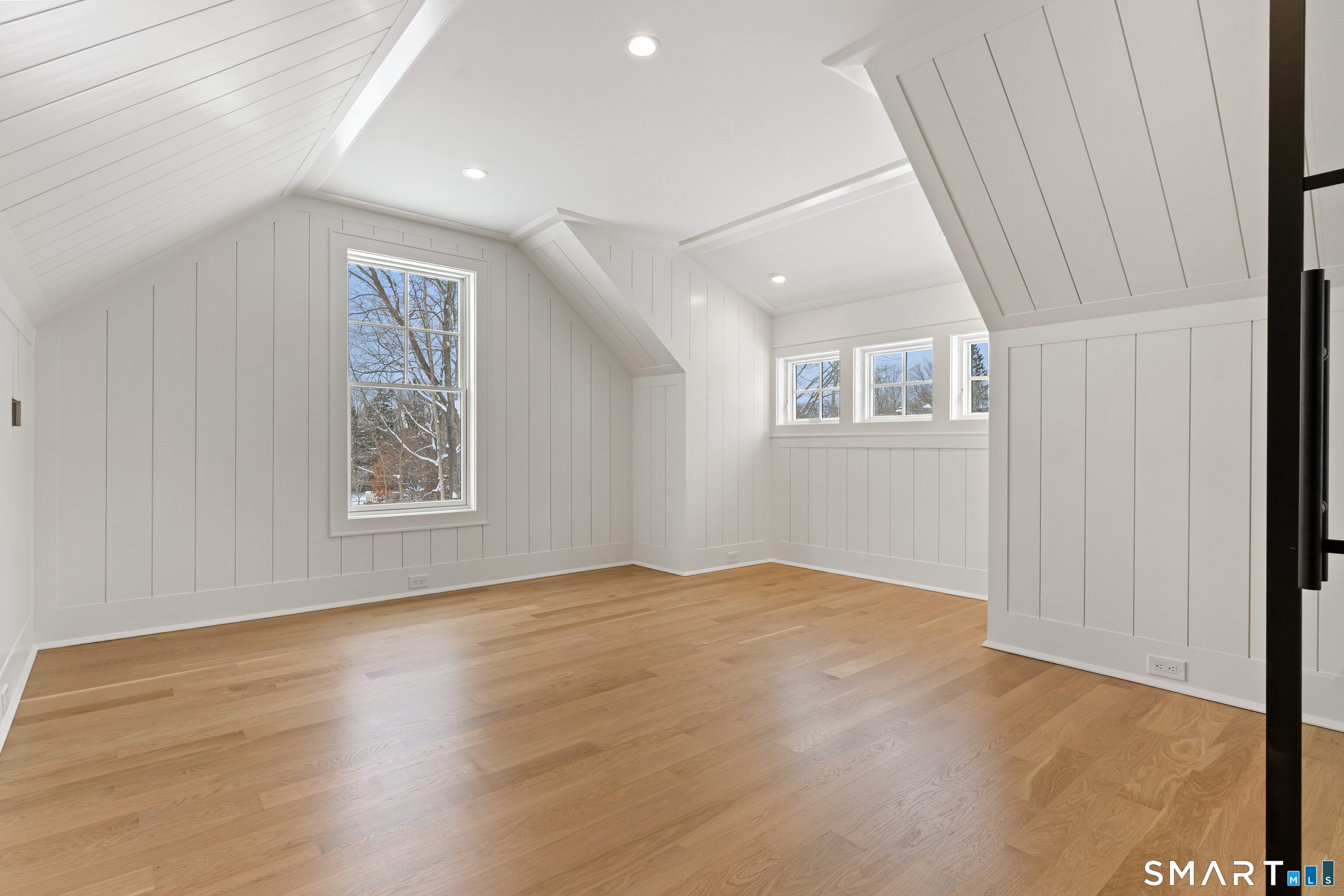 92 Scotland Avenue Madison, CT 06443 - Photo 25 of 39