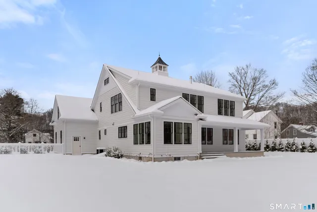 $2,495,000 | 92 Scotland Avenue, Madison, CT 06443