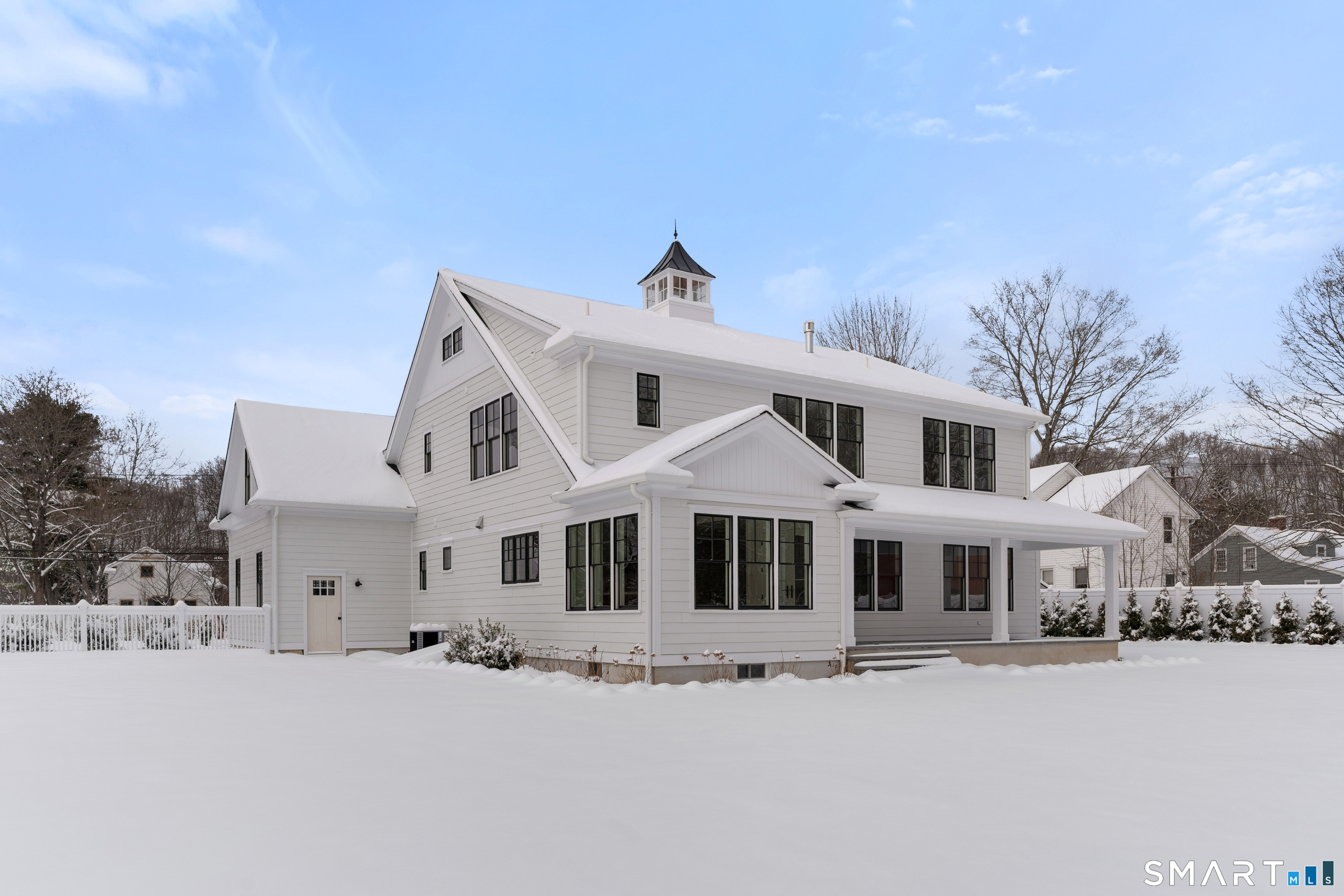 92 Scotland Avenue Madison, CT 06443 - Photo 5 of 39