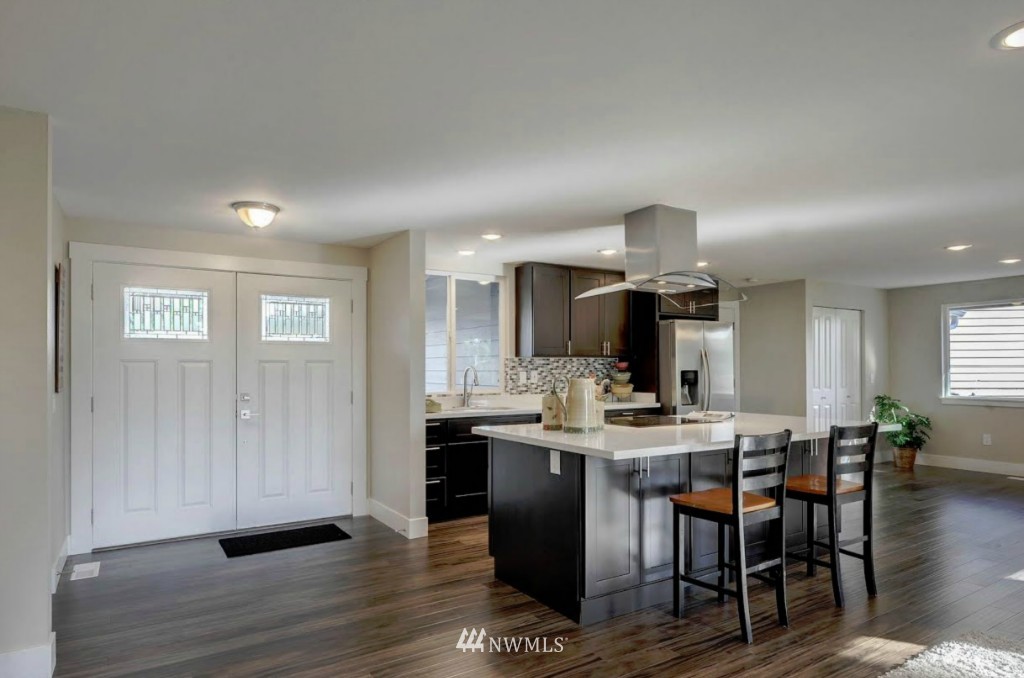 12911 Southeast 186th Place Renton, WA 98058 - Photo 11 of 21 Gallery Image 11