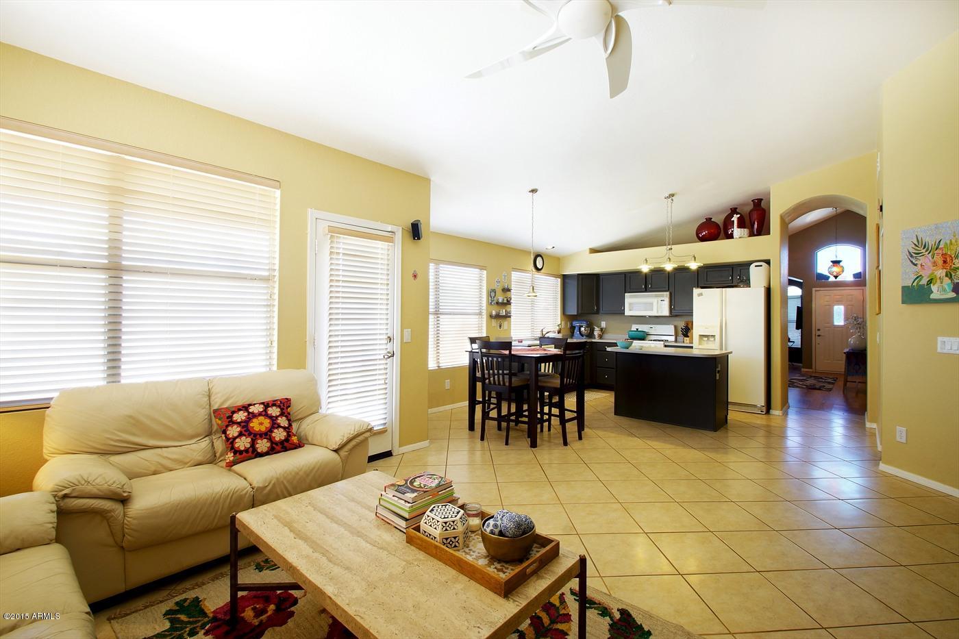 4416 East Gatewood Road Phoenix, AZ 85050 - Photo 10 of 24 Great area 2