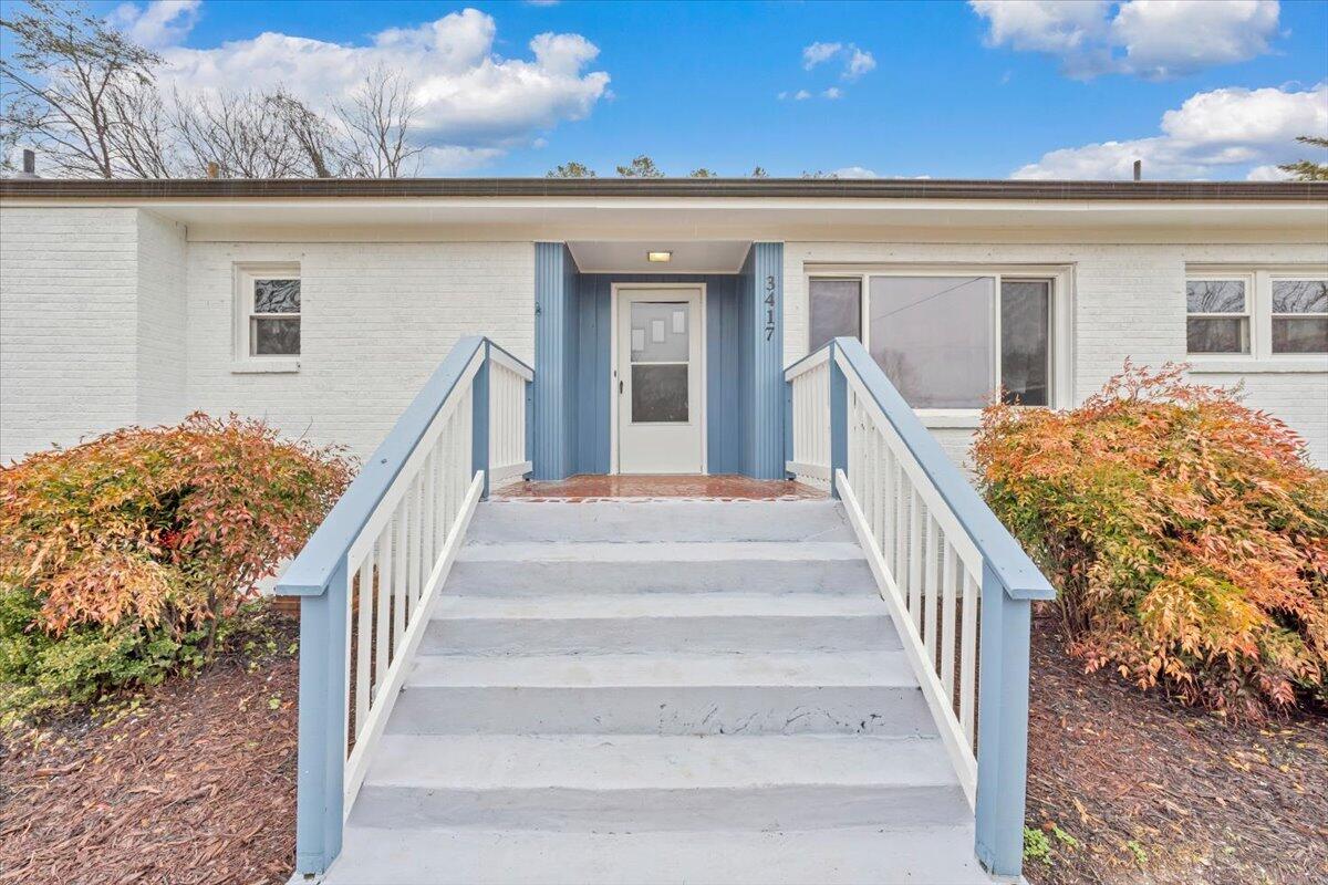 3417 Windsor Road Roanoke, VA 24018 - Photo 3 of 55 03-MIB00282