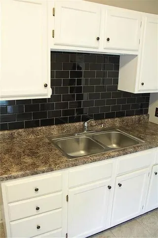 $241,000 | 319 West 3rd Street, Maryville, MO 64468