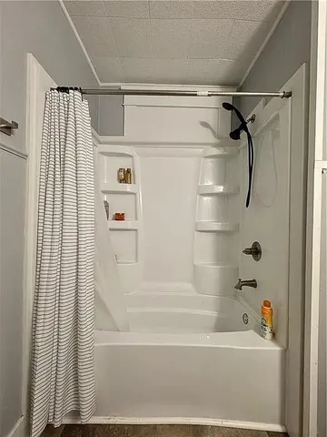 $241,000 | 319 West 3rd Street, Maryville, MO 64468