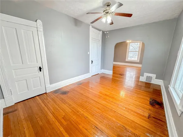 $241,000 | 319 West 3rd Street, Maryville, MO 64468
