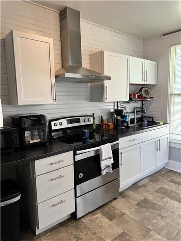 $241,000 | 319 West 3rd Street, Maryville, MO 64468