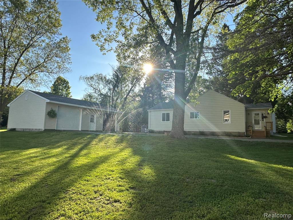 6161 East River Road Flushing, MI 48433 - Photo 57 of 63