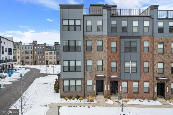 $569,990 | 44481 Wolfhound Square, Ashburn, VA 20147