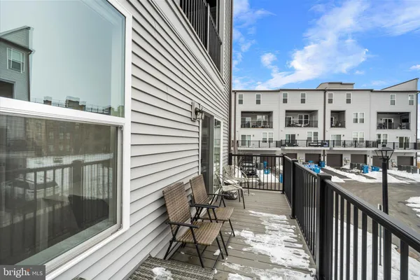 $569,990 | 44481 Wolfhound Square, Ashburn, VA 20147