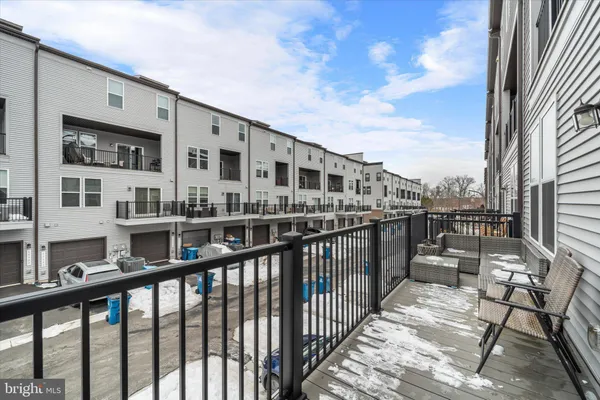 $569,990 | 44481 Wolfhound Square, Ashburn, VA 20147