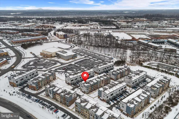$569,990 | 44481 Wolfhound Square, Ashburn, VA 20147