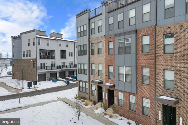 $569,990 | 44481 Wolfhound Square, Ashburn, VA 20147