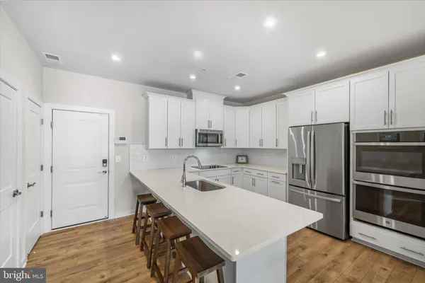 $569,990 | 44481 Wolfhound Square, Ashburn, VA 20147