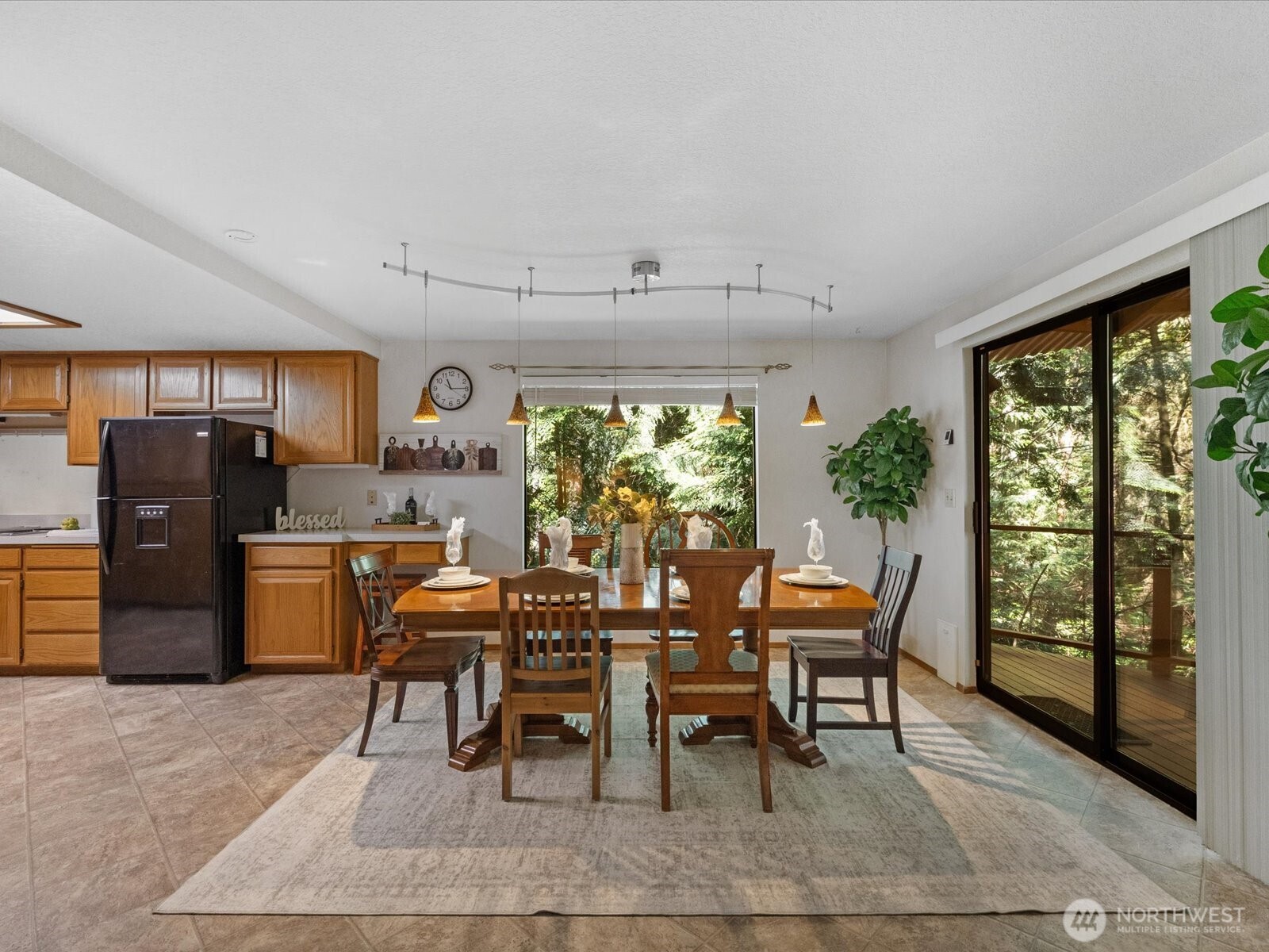 17116 Gravenstein Road Bothell, WA 98012 - Photo 4 of 29