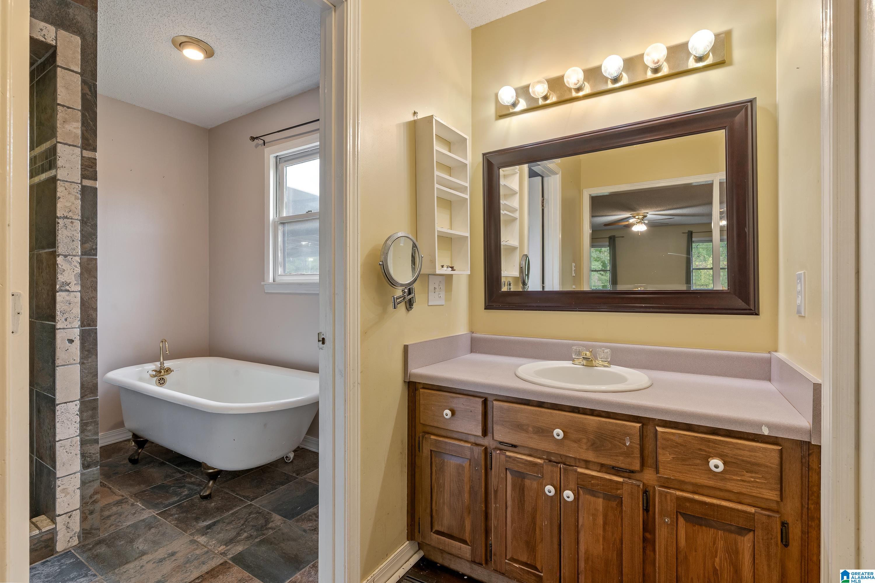 1605 Blue Eye Springs Road Lincoln, AL 35096 - Photo 22 of 55