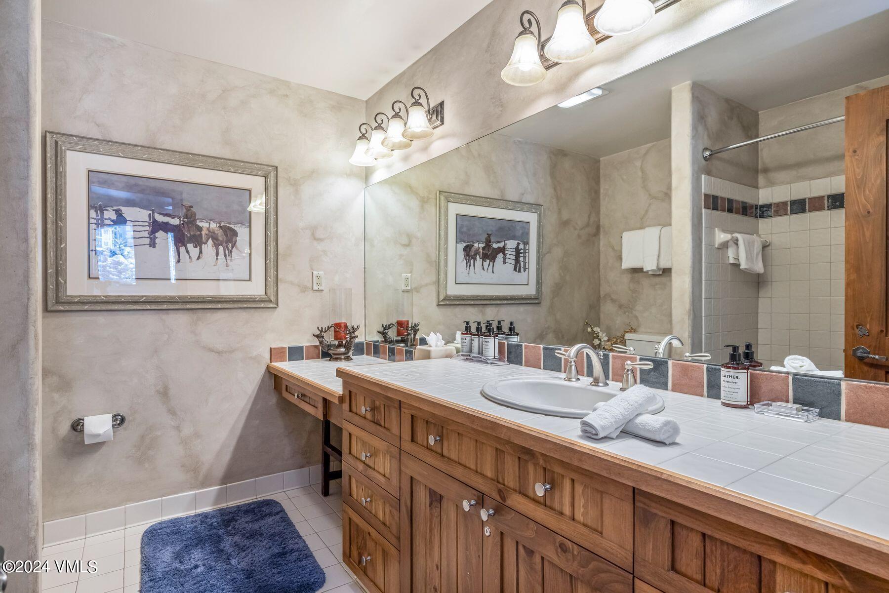 51 Offerson Road, Unit 114 Beaver Creek, CO 81620 - Photo 13 of 22 photo_online_013