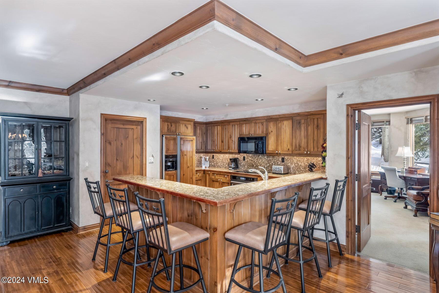 51 Offerson Road, Unit 114 Beaver Creek, CO 81620 - Photo 4 of 22 photo_online_004