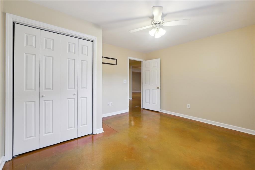 5145 Harbour Ridge Drive Alpharetta, GA 30005 - Photo 24 of 27 an empty room with closet area