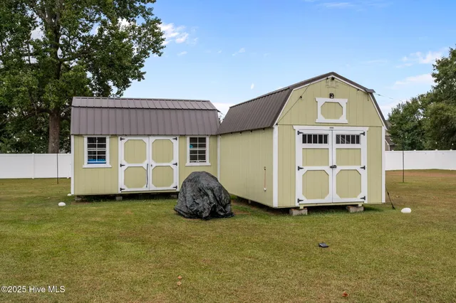 $545,000 | 2889 Beddard Road, Greenville, NC 27858