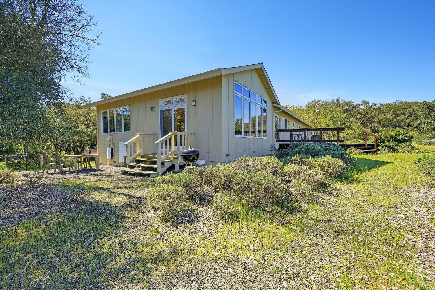 5809 Sharp Road Calistoga, CA 94515 - Photo 23 of 26