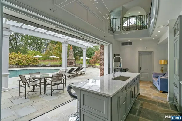 $12,000,000 | 480 Knollwood Road, Ridgewood, NJ 07450