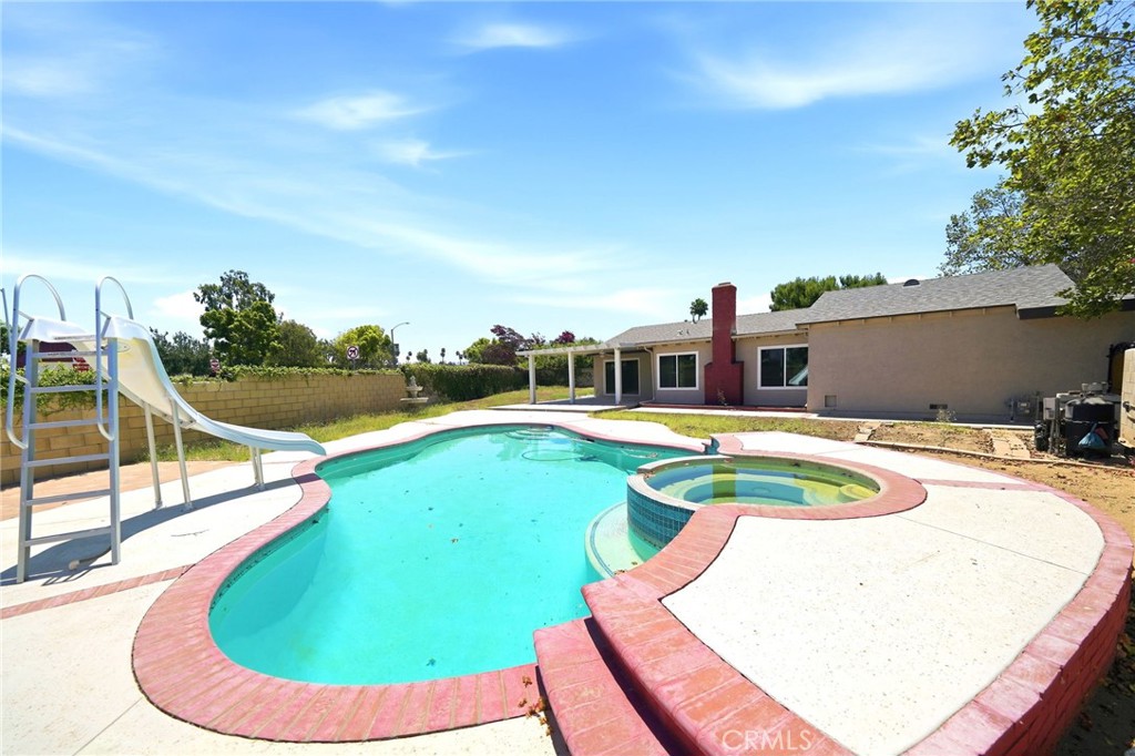 3073 Joshua Tree Road Riverside, CA 92503 - Photo 46 of 56