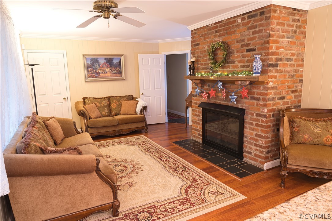 4140 October Road North Chesterfield, VA 23234 - Photo 11 of 36 Family room to relax and enjoy the gas fireplace