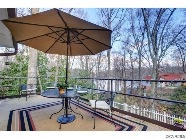 4140 October Road North Chesterfield, VA 23234 - Photo 35 of 36 A view in the Fall and Winter Time: