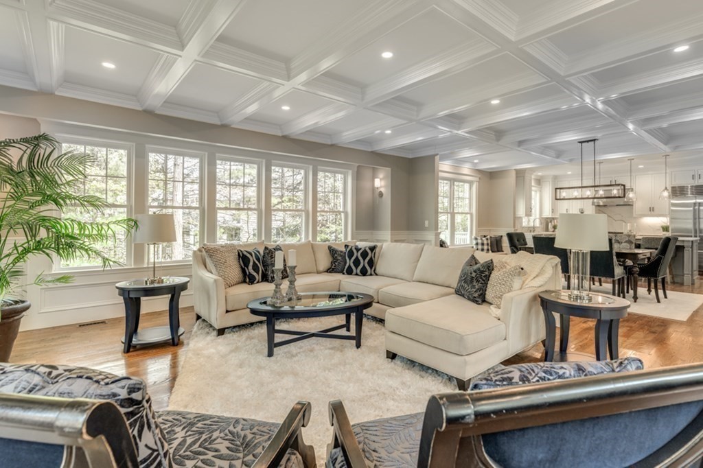 28 Maurice Road, Unit 28 Wellesley, MA 02482 - Photo 7 of 26