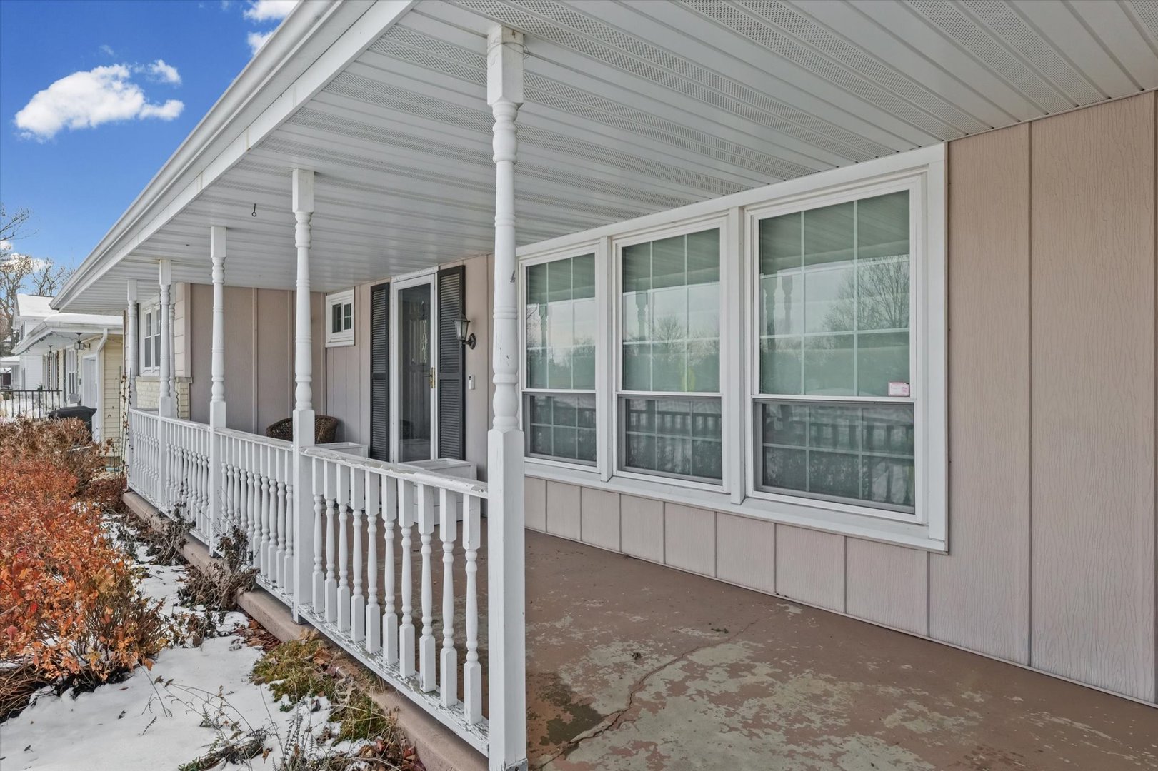 315 Oakdale Avenue Normal, IL 61761 - Photo 3 of 34