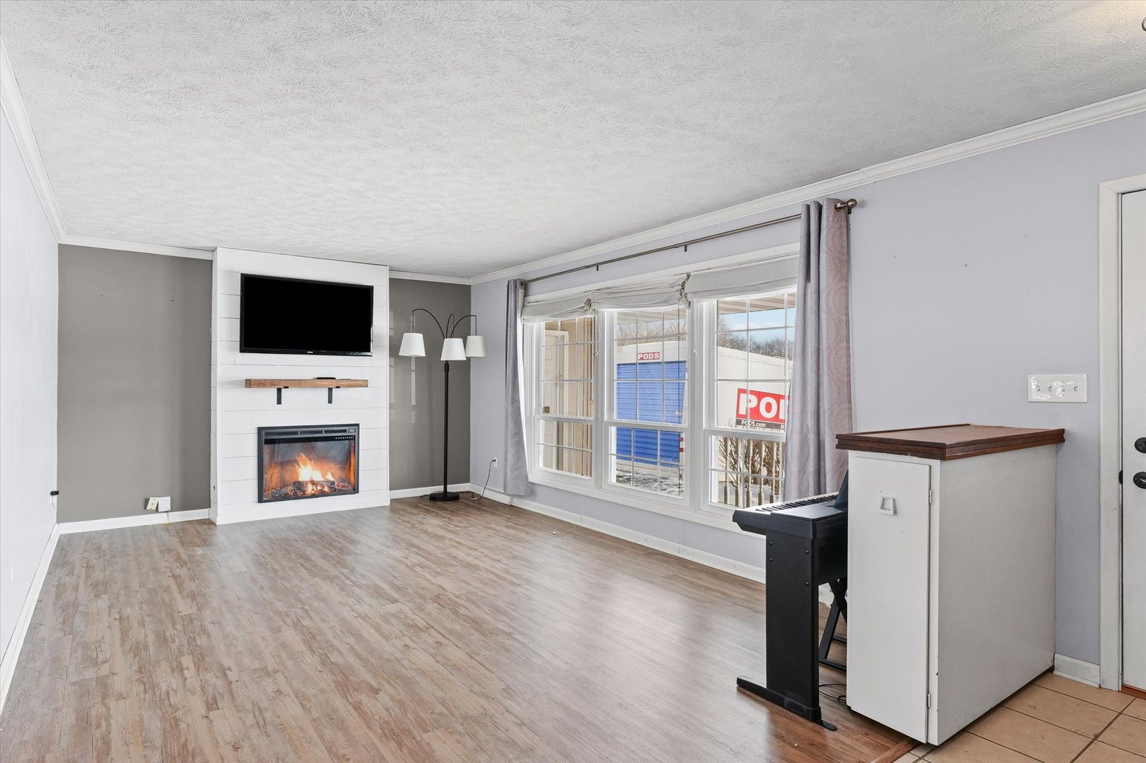 315 Oakdale Avenue Normal, IL 61761 - Photo 4 of 34