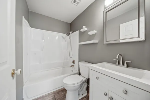 $135,000 | 525 Fairbrook Street, Unit 207, Northville, MI 48167