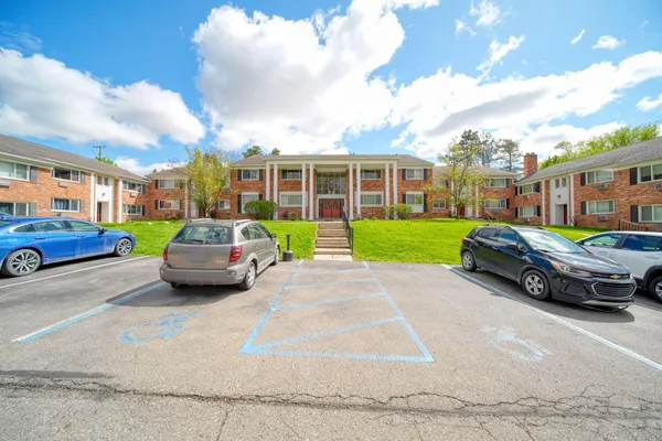 $135,000 | 525 Fairbrook Street, Unit 207, Northville, MI 48167