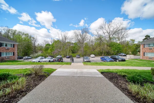 $135,000 | 525 Fairbrook Street, Unit 207, Northville, MI 48167