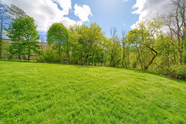 $135,000 | 525 Fairbrook Street, Unit 207, Northville, MI 48167