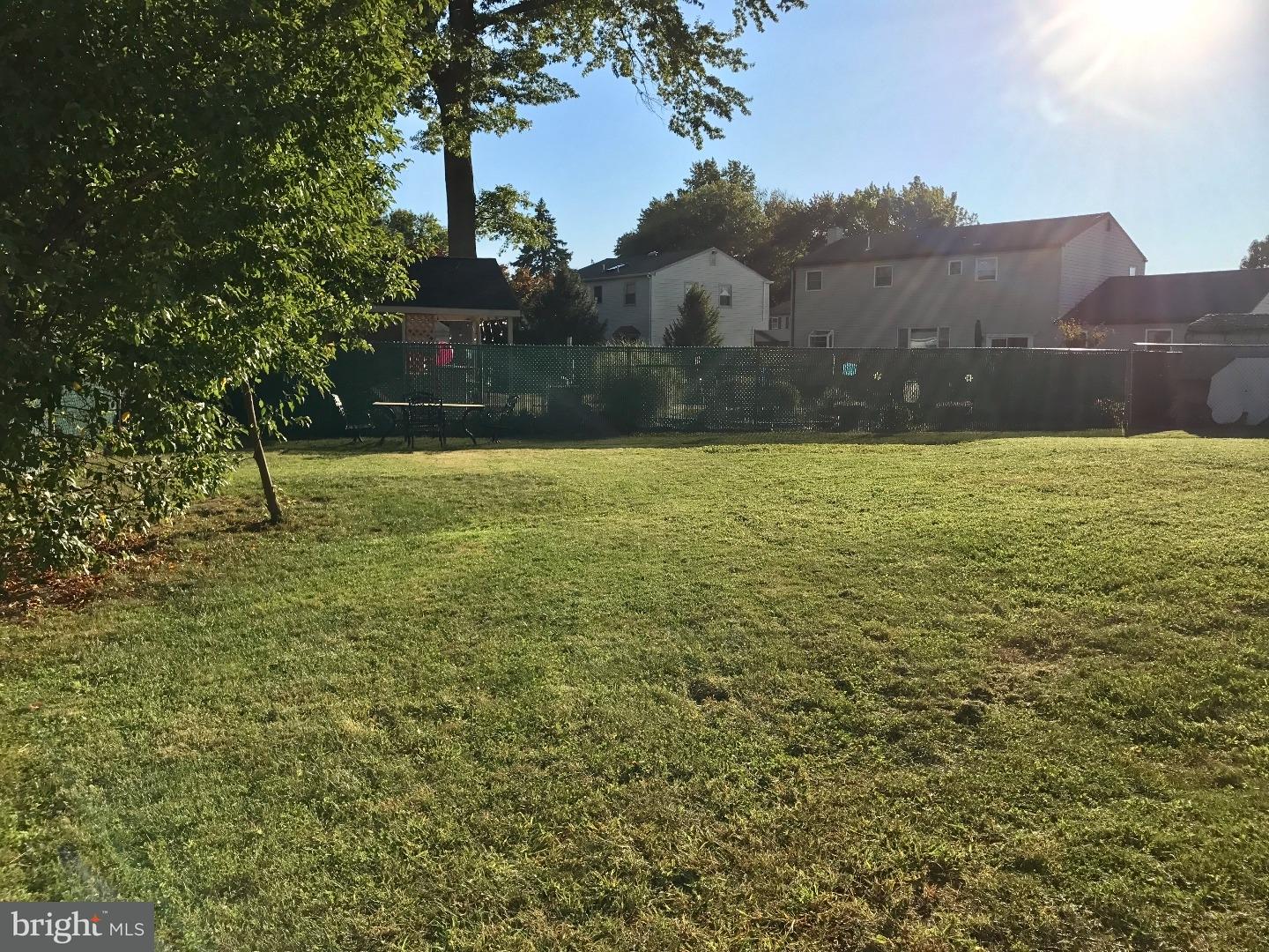 702 Warwick Road Fairless Hills, PA 19030 - Photo 20 of 20 Back Yard