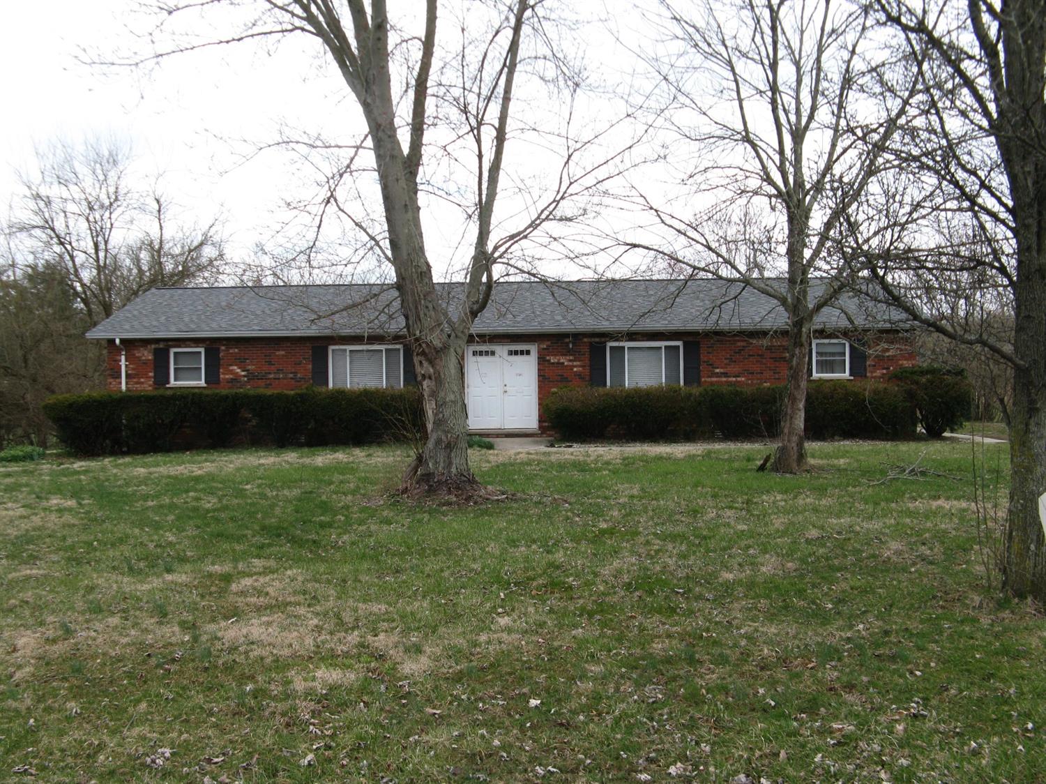 Front of Duplex, common entry doors. Each unit is 832 sq ft, mirror image so only pictures from Unit 1 are used here