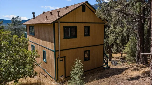 $2,000 | 2304 Woodland Drive, Pine Mountain Club, CA 93222