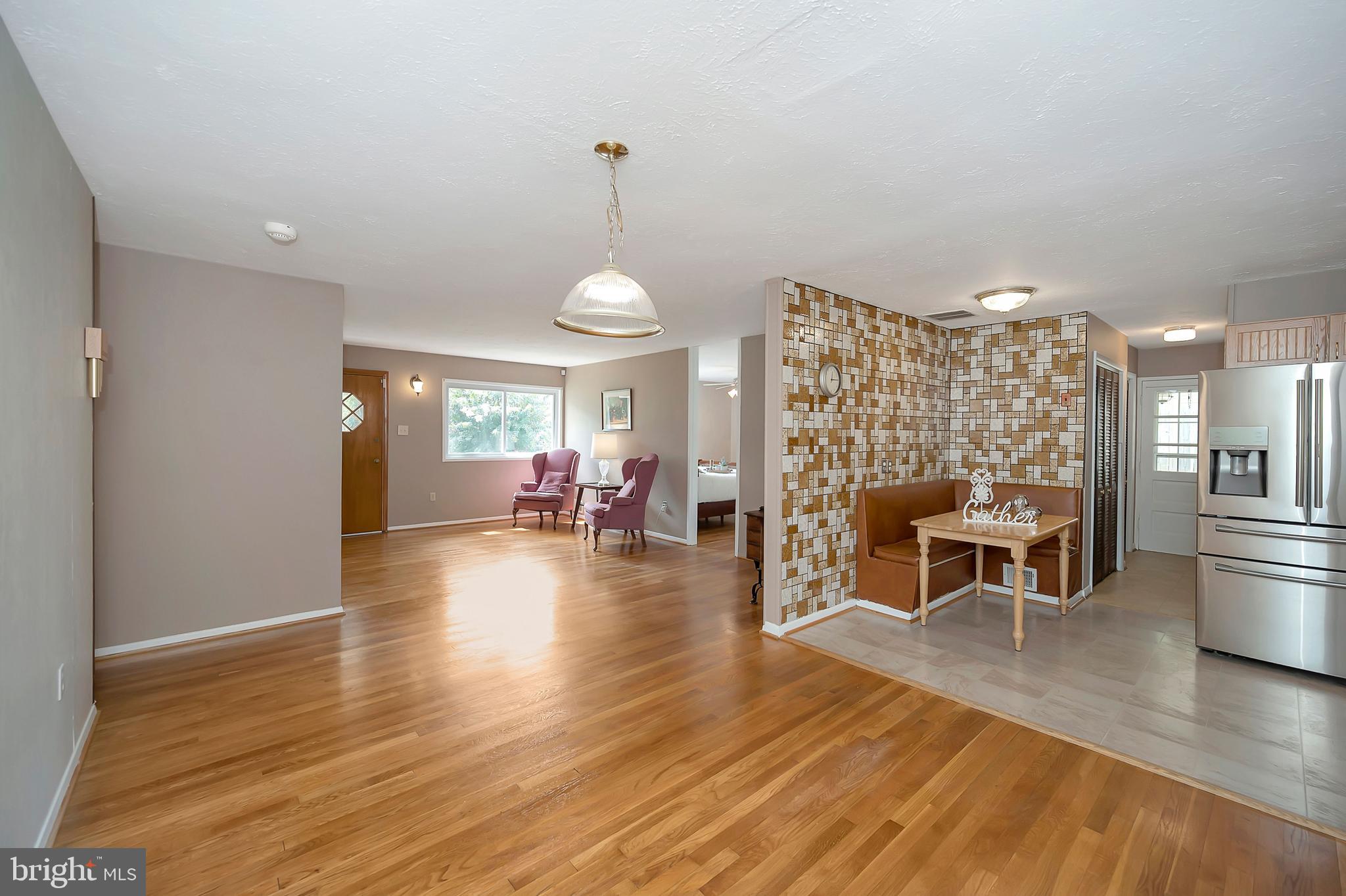 900 Regency Road Woodbridge, VA 22191 - Photo 29 of 69 DINING ROOM W/VIEW OF LR AND BREAKFAST AREA