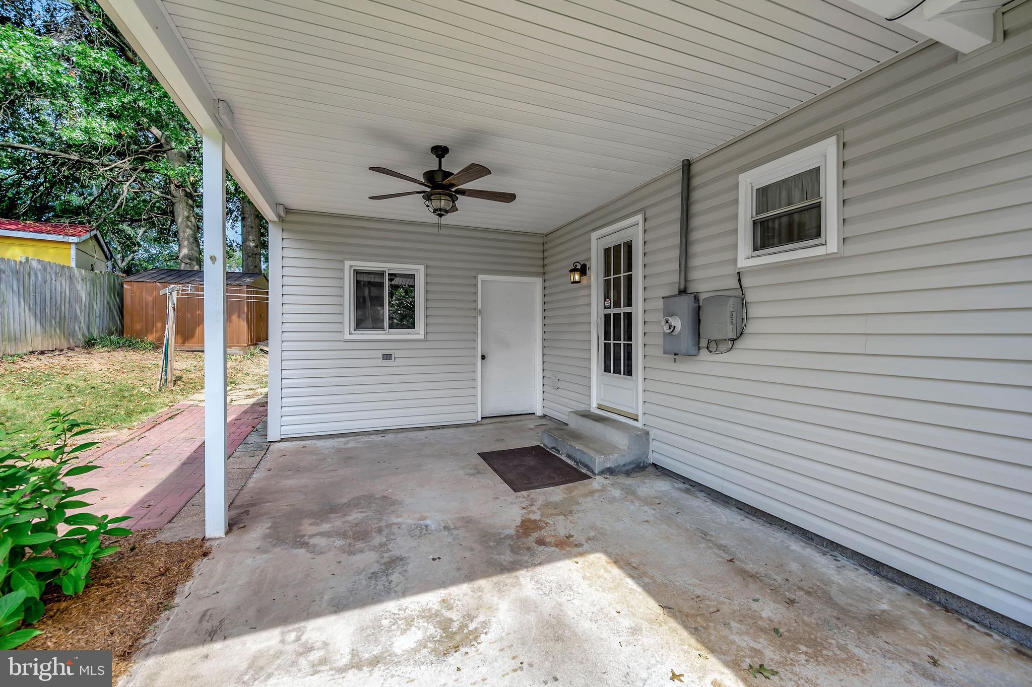 900 Regency Road Woodbridge, VA 22191 - Photo 8 of 69 CARPORT W/ATTACHED SHED