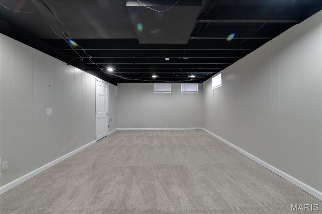 10541 Castle Drive St. Louis, MO 63136 - Photo 17 of 26