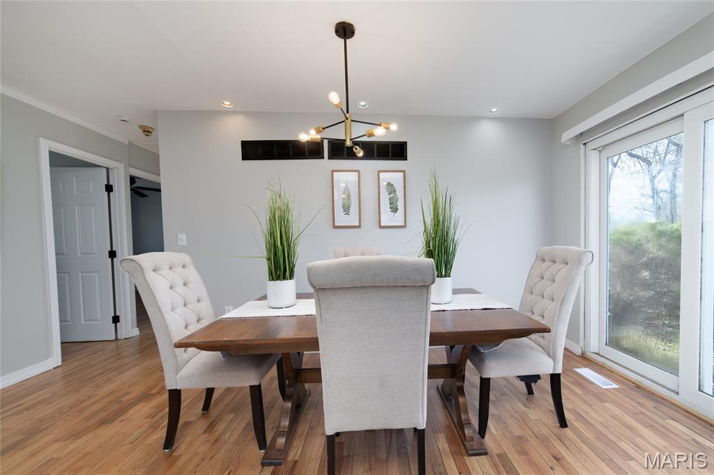 10541 Castle Drive St. Louis, MO 63136 - Photo 9 of 26