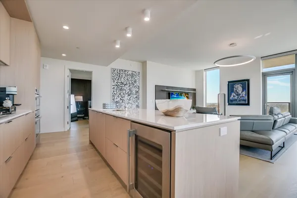 $9,000 | 44 East Avenue, Unit 3001, Austin, TX 78701
